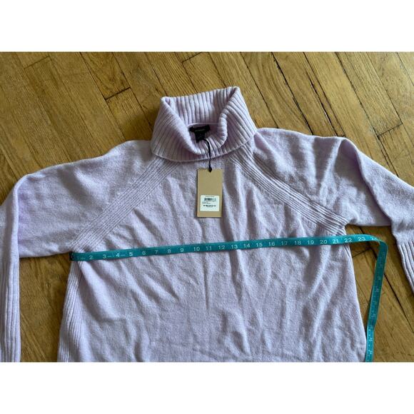 NWT Halogen Cashmere Turtleneck Sweater Womens Size Large Minimalist Winter - Picture 5 of 6